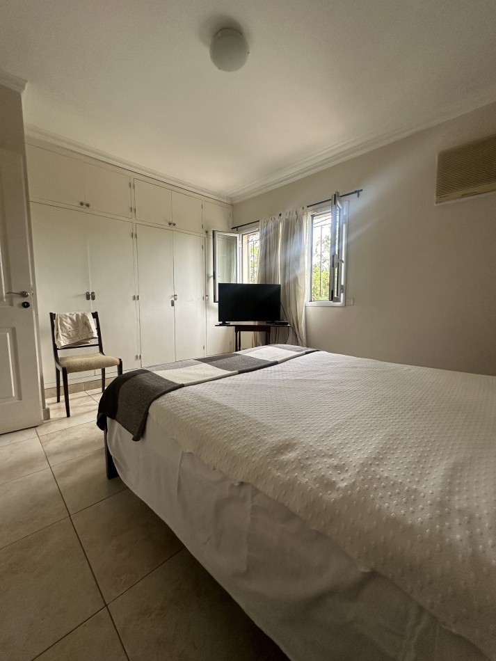 VICTORIA O´CAMPO Y B. 9 DE JULIO, YERBA BUENA.