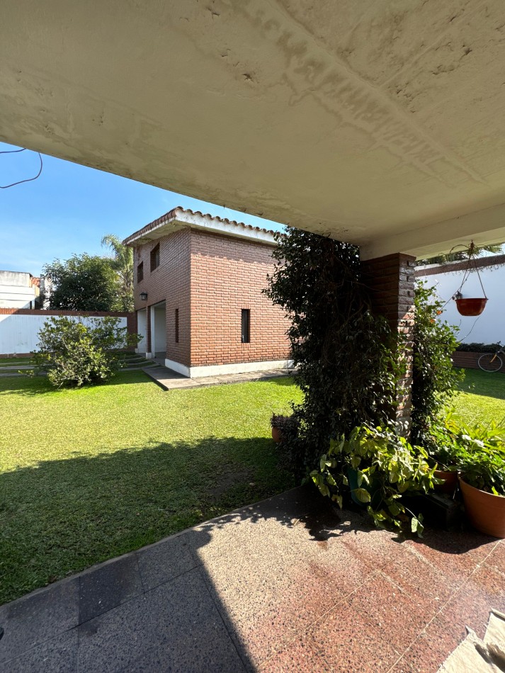 PARAGUAY 563, YERBA BUENA