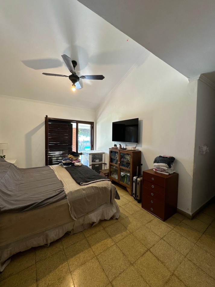 PARAGUAY 563, YERBA BUENA