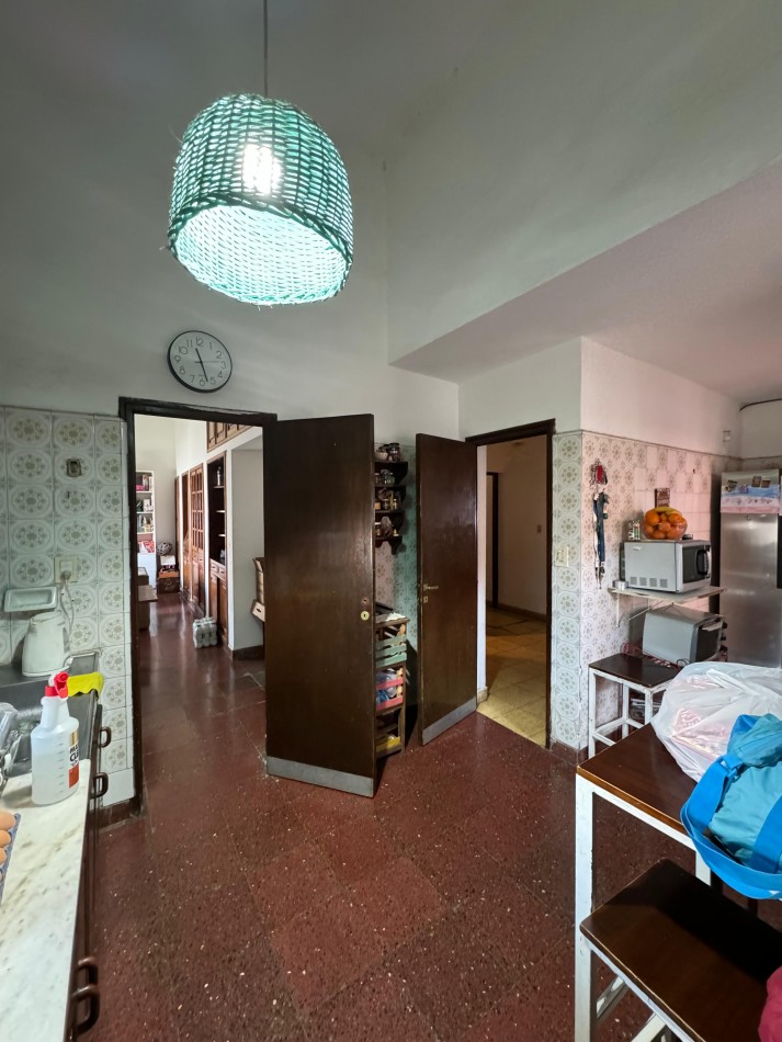 PARAGUAY 563, YERBA BUENA