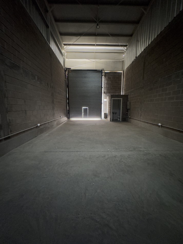 MULTIBOX, Av Camino del Peru 700, YB.